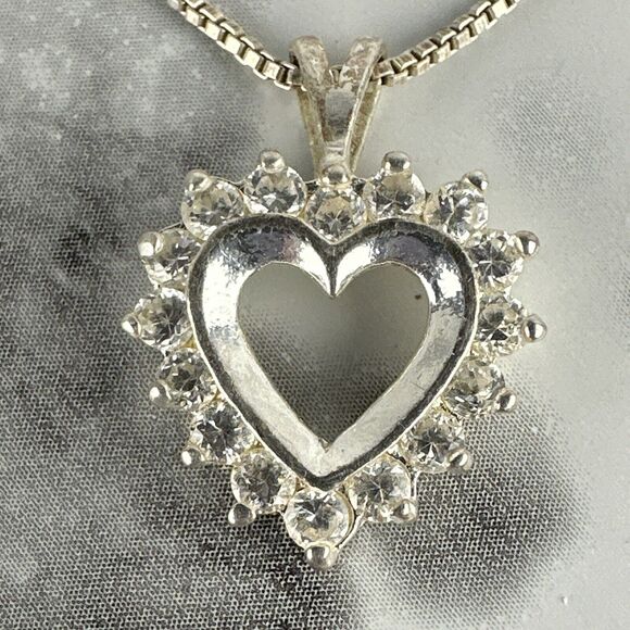 Vintage Sterling Silver Cubic Zirconia Open Heart Necklace Pendant & Chain - Picture 3 of 8